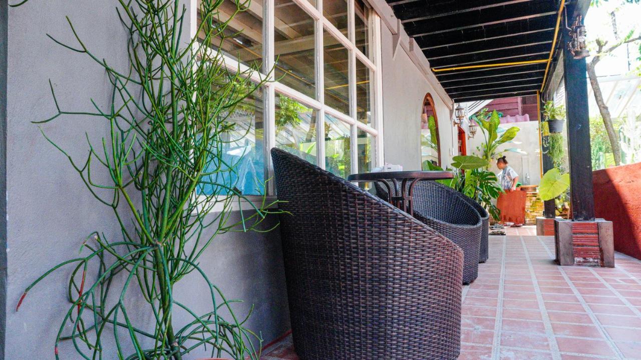 Hostel La Casa De Jardin Luang Prabang Exterior foto