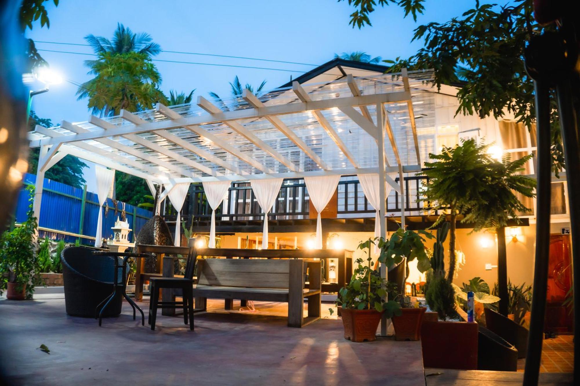 Hostel La Casa De Jardin Luang Prabang Exterior foto